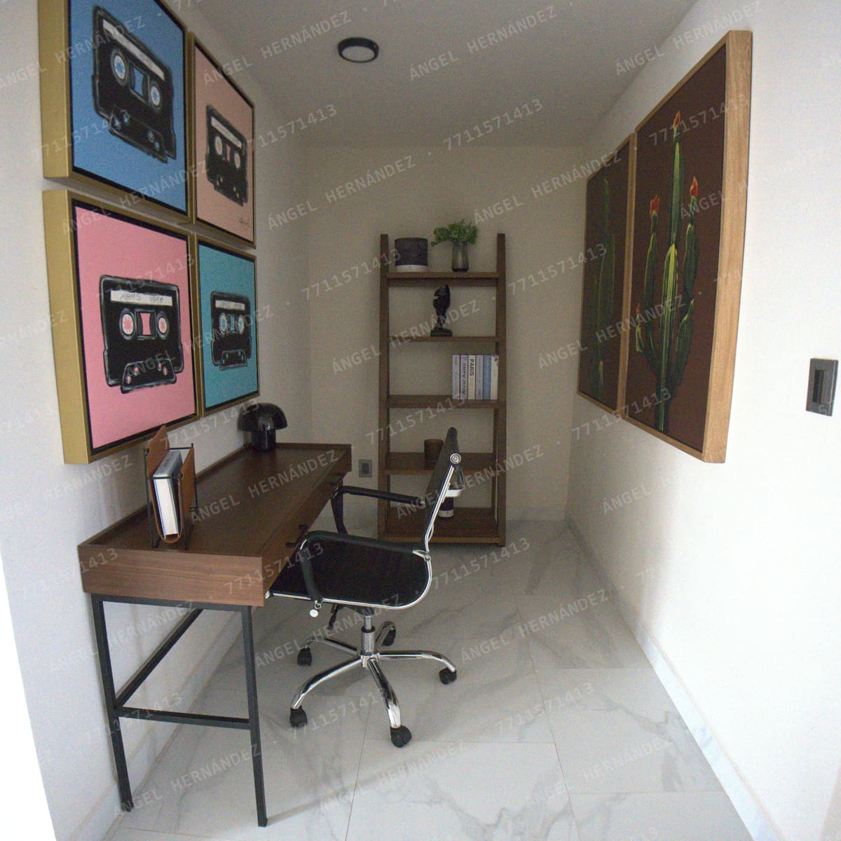 Estudio con escritorio y librero en Creta Planta Alta, Basalto